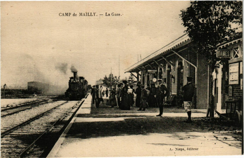 Carte postale ancienne Camp de Mailly - La Gare
