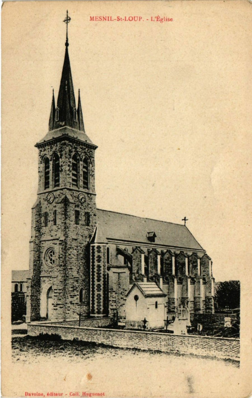 Carte postale ancienne Mesnil - Saint-Loup - L'Eglise à Mesnil-Saint-Loup