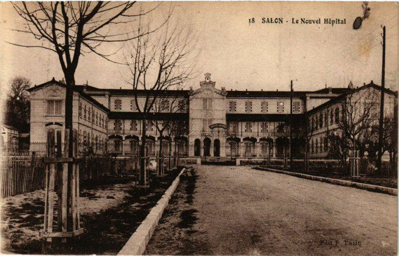 Carte postale ancienne Salon - Le Nouvel Hopital à Salon