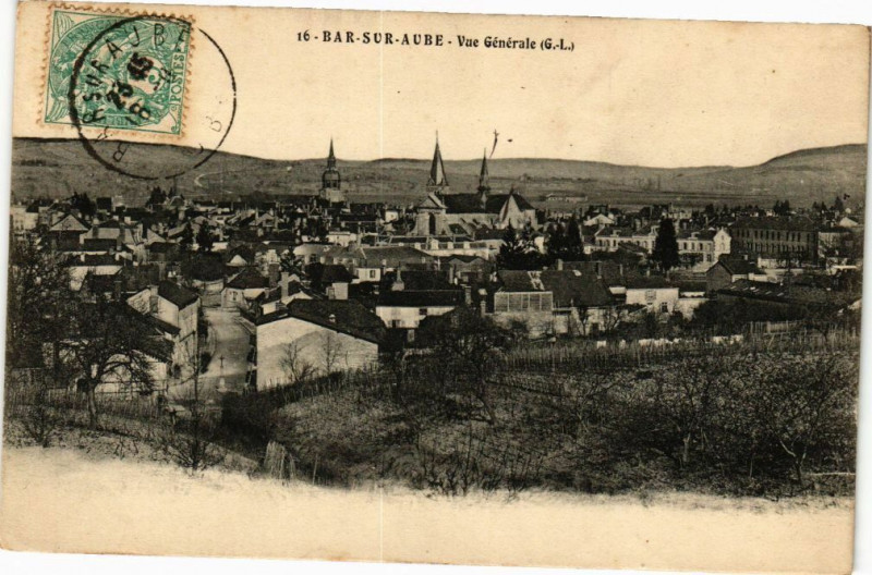 Carte postale ancienne Bar-sur-Aube - Vue générale à Bar-sur-Aube