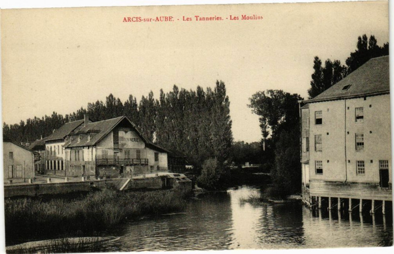 Carte postale ancienne Arcis-sur-Aube - Les tenneries à Arcis-sur-Aube