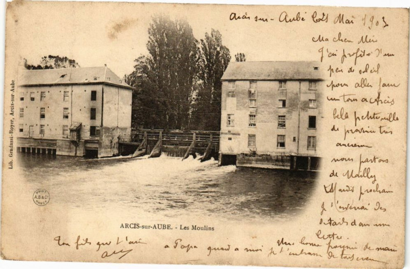 Carte postale ancienne Arcis-sur-Aube - Les moulin à Arcis-sur-Aube