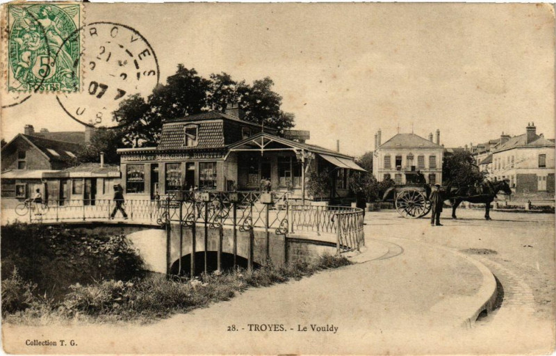 Carte postale ancienne Troyes - Le Vouldy à Troyes