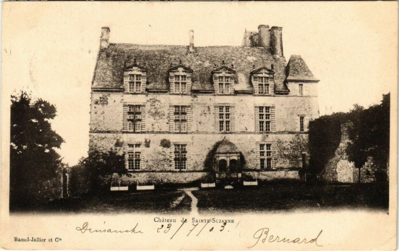 Carte postale ancienne Sainte-Suzanne - Chateau