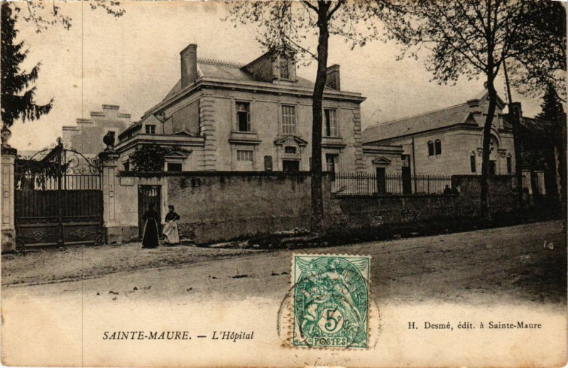 Carte postale ancienne Sainte-Maure - L'Hopital à Sainte-Maure