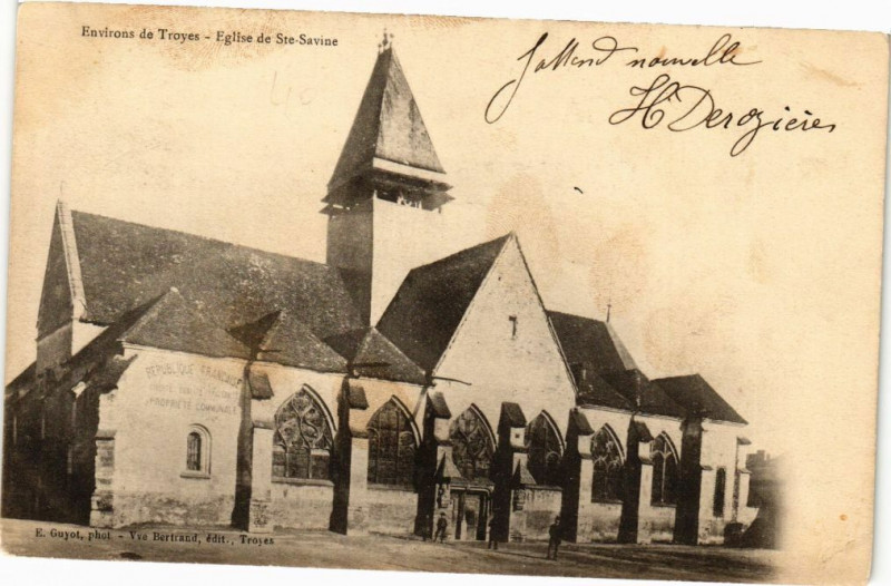 Carte postale ancienne Sainte-Savine - Eglise à Sainte-Savine