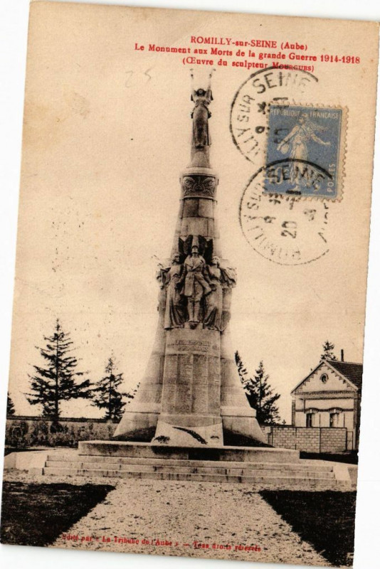 Carte postale ancienne Romilly-sur-Seine - Monument aux Morts à Romilly-sur-Seine