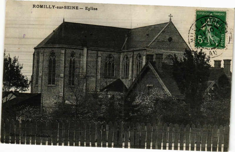 Carte postale ancienne Romilly-sur-Seine - Eglise à Romilly-sur-Seine