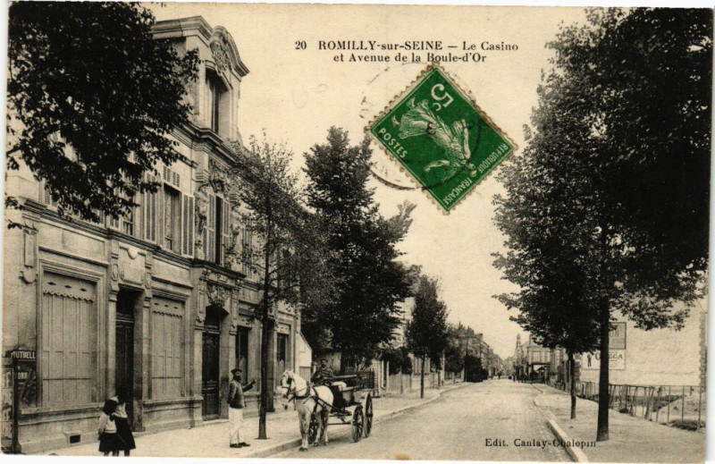 Carte postale ancienne Romilly-sur-Seine - Le Casino à Romilly-sur-Seine