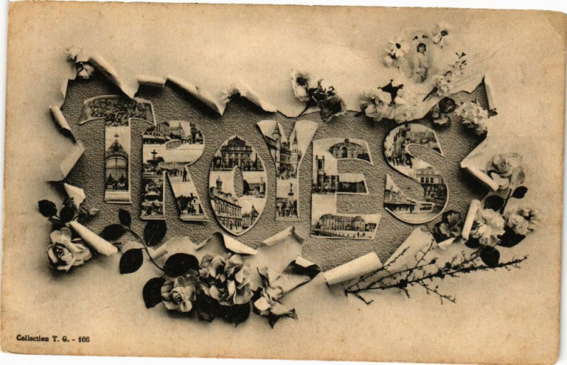 Carte postale ancienne Troyes - Collage dans les typos à Troyes