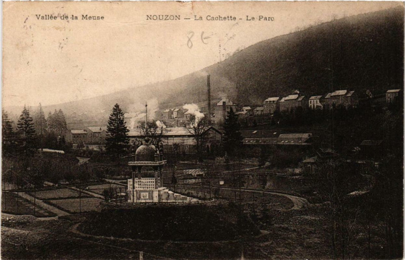 Carte postale ancienne Nouzon La Cachette, Le Parc