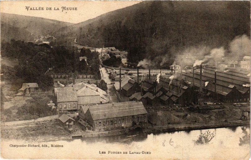 Carte postale ancienne Les Forges de Laval-Dieu