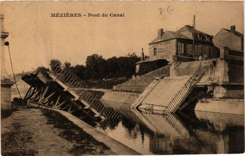 Carte postale ancienne Mezieres Pont du Canal