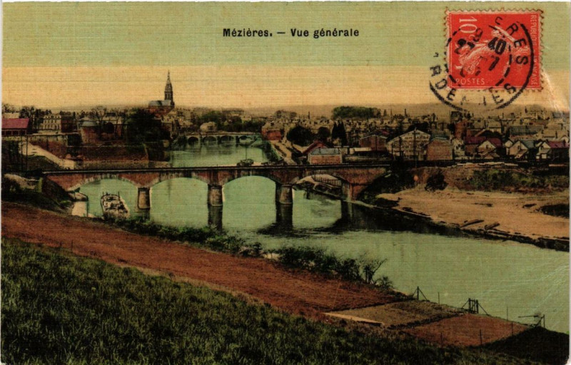 Carte postale ancienne Mezieres Vue générale