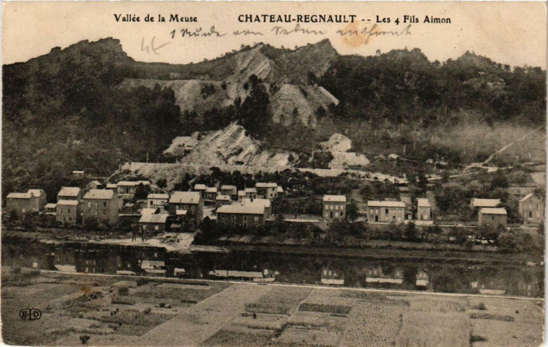 Carte postale ancienne Chateau-Regnault Les 4 Fils Aimon