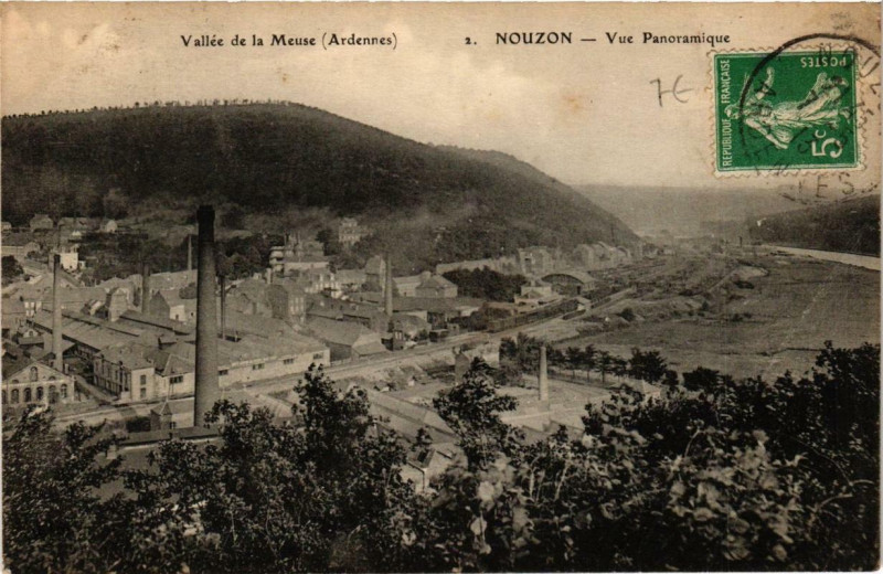 Carte postale ancienne Nouzon Vue Panoramique