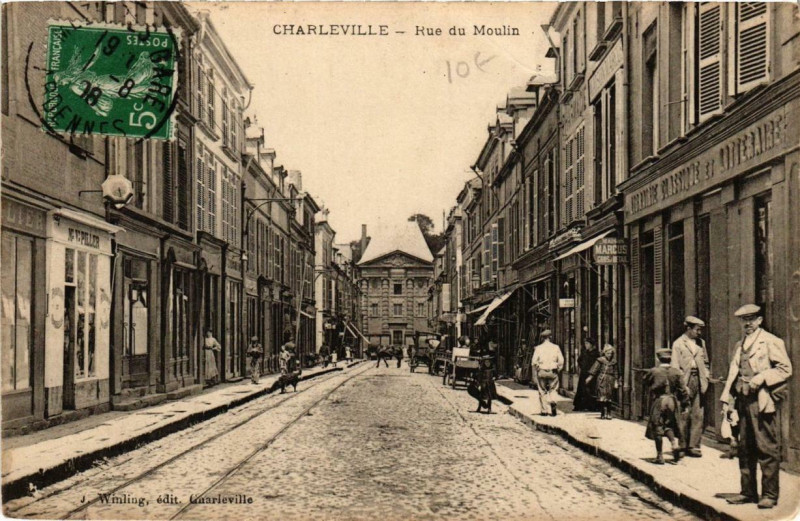 Carte postale ancienne Charleville Rue du Moulin
