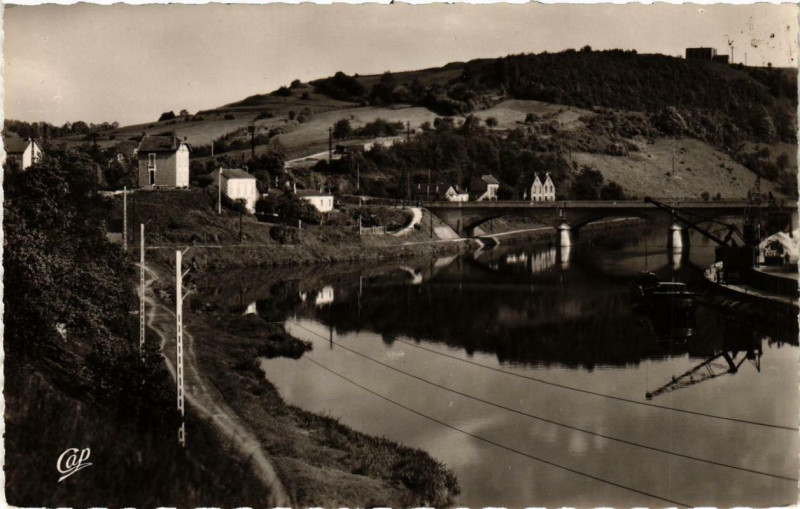 Carte postale ancienne Charleville La Meuse