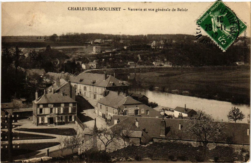 Carte postale ancienne Charleville Verrerie et Vue générale de Belair