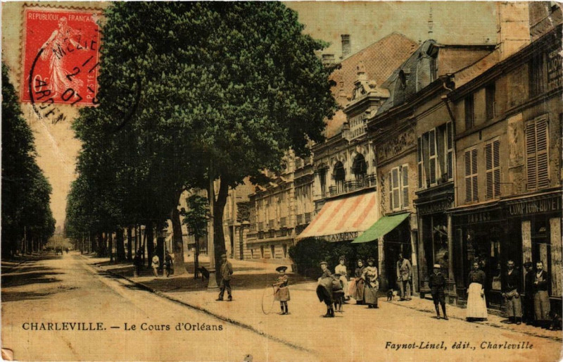Carte postale ancienne Charleville Le Cours d'Orleans