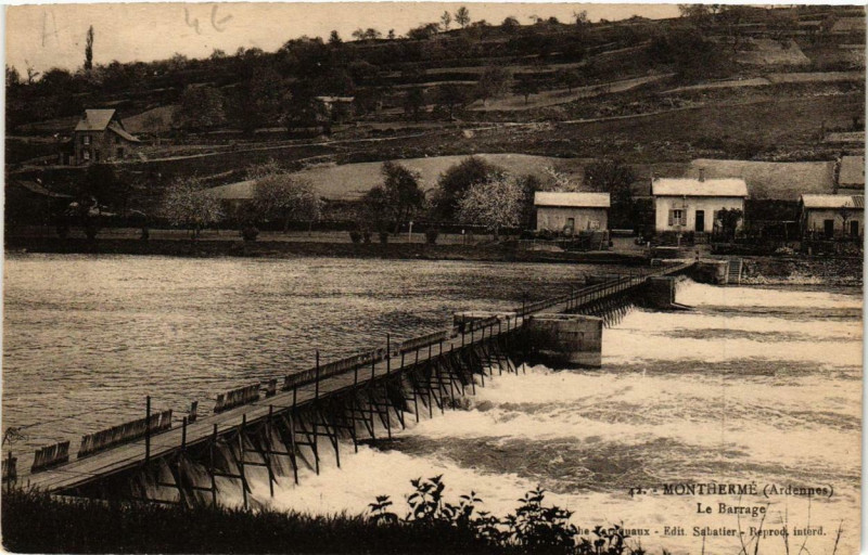 Carte postale ancienne Montherme Le Barrage à Monthermé