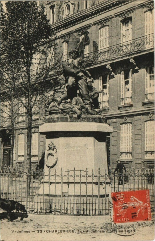 Carte postale ancienne Charleville - Aux ardennais morts