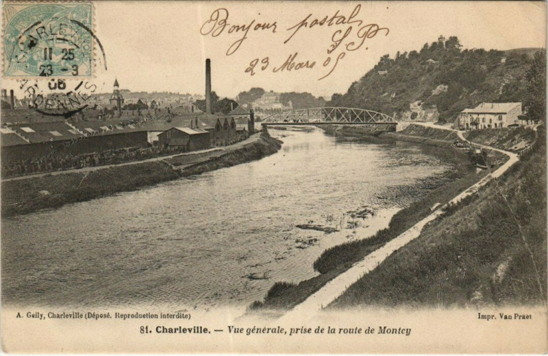 Carte postale ancienne Charleville - Vue générale prise de la route de montey