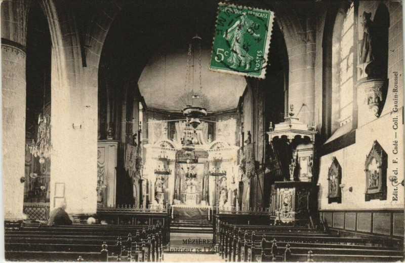 Carte postale ancienne Mezieres - Interieur pe l'Eglise