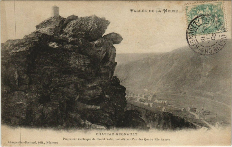 Carte postale ancienne Vallée de la meuse - Chateau-Regnault