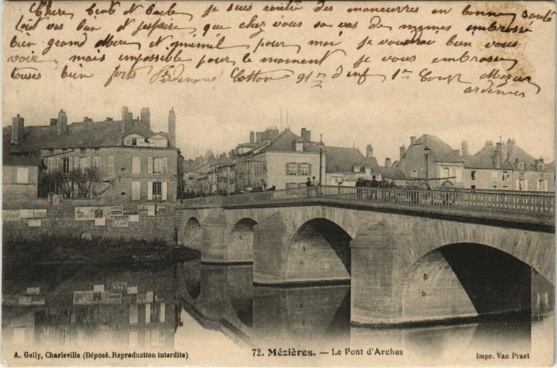 Carte postale ancienne Mezieres - Le pont d'arches