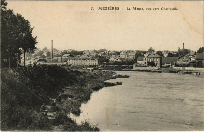 Carte postale ancienne Mezieres - La meuse vue vers Charleville
