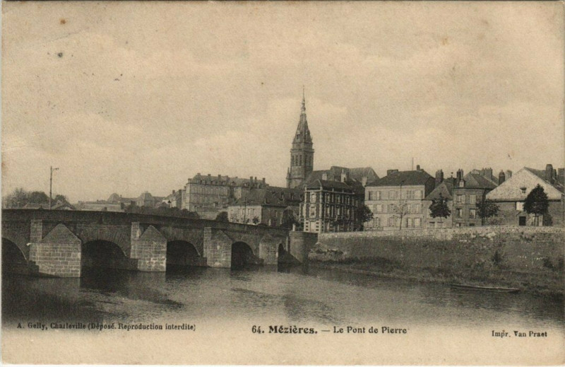 Carte postale ancienne Mezieres - Le pont de pierre