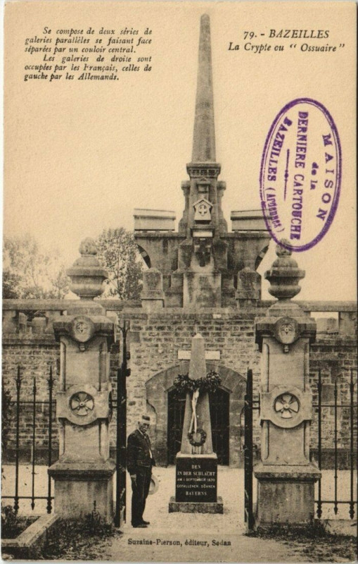 Carte postale ancienne Bazeilles - La crypte ou  Ossuaire à Bazeilles