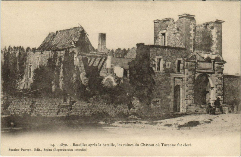 Carte postale ancienne Bazeilles - apres la bataille le ruines Chateau ou turenne à Bazeilles