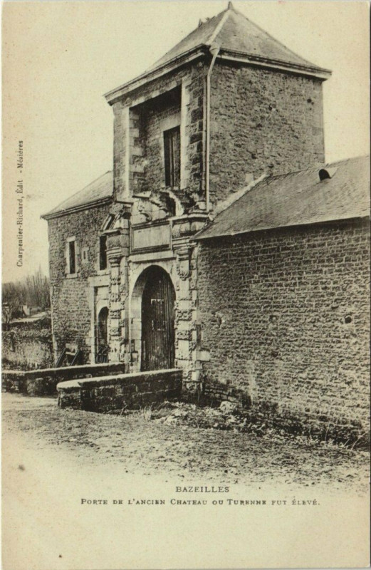 Carte postale ancienne Bazeilles - Porte de l'ancien Chateau ou turenne fut eleve à Bazeilles