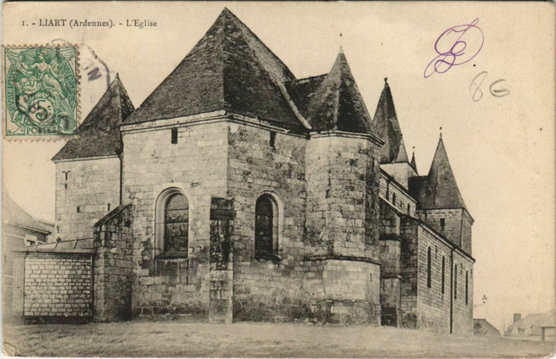 Carte postale ancienne Liart - L'Eglise à Liart