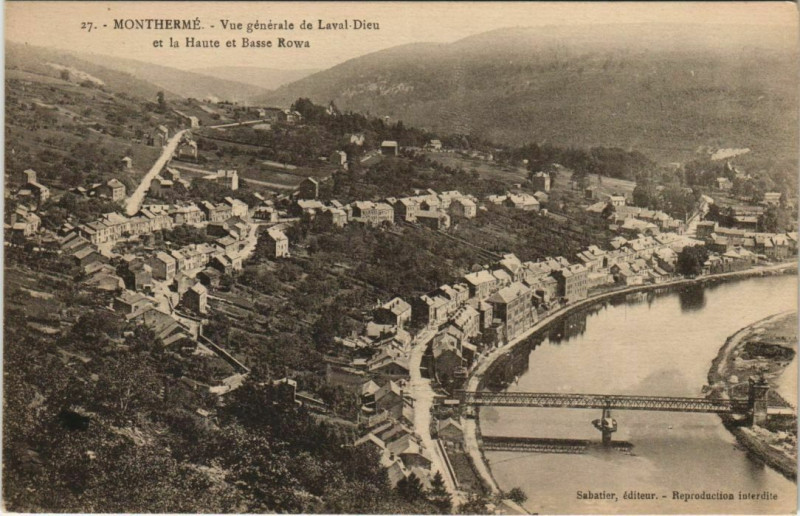 Carte postale ancienne Montherme - Vue générale de Laval-Dieu à Monthermé
