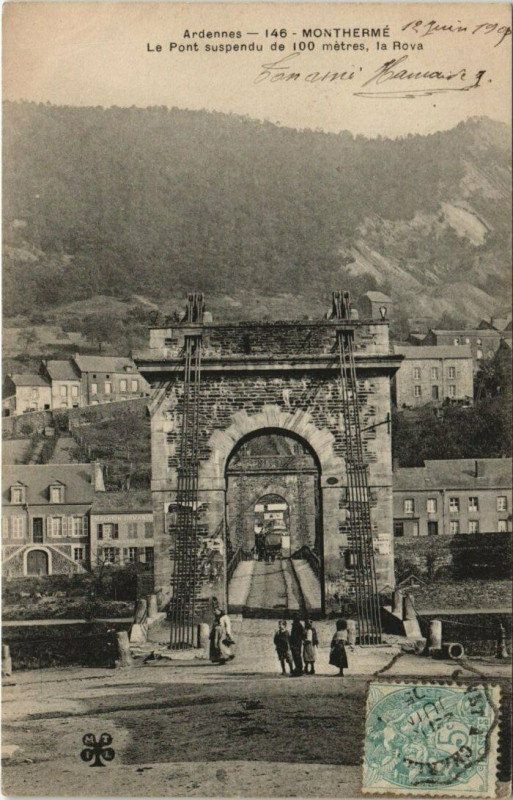 Carte postale ancienne Montherme - Le Pont suspendu à Monthermé