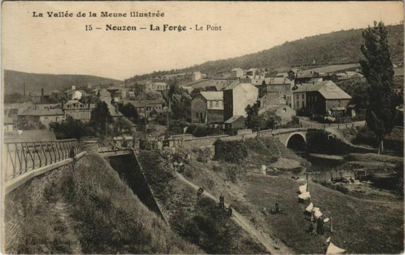 Carte postale ancienne Nouzon - Le Forge