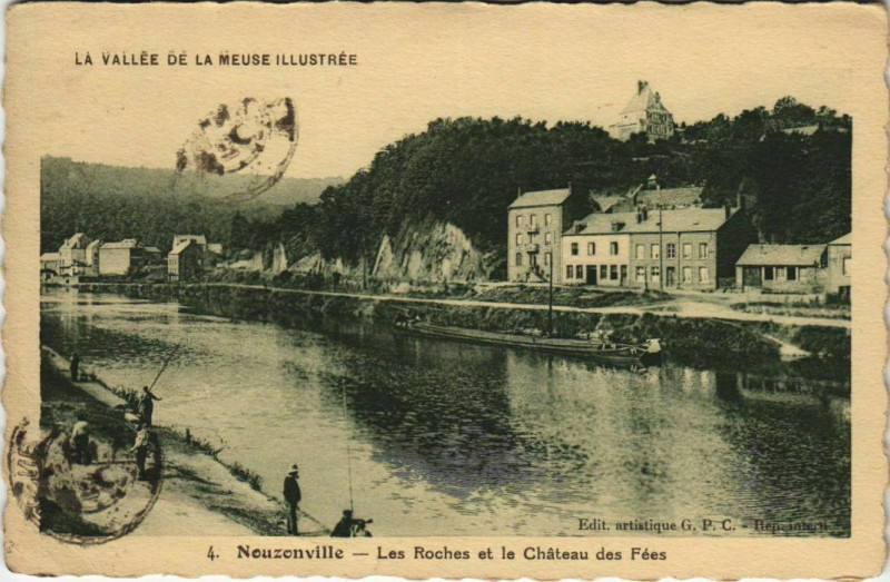 Carte postale ancienne Nouzonville - Les Roches et le Chateau des Fees à Nouzonville