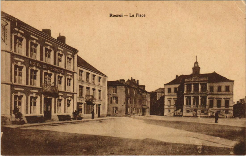 Carte postale ancienne Rocroi - La Place à Rocroi