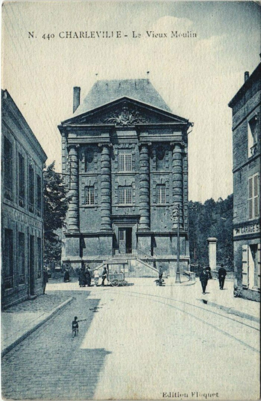 Carte postale ancienne Charleville - Le Vieux Moulin