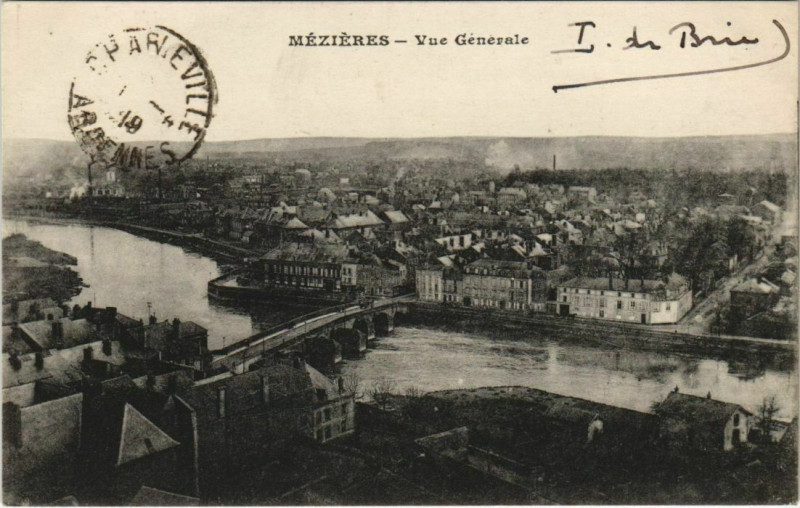 Carte postale ancienne Mezieres - Vue générale