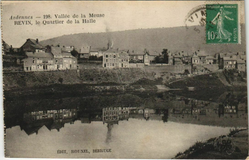 Carte postale ancienne Revin - Vallée de la Meuse à Revin