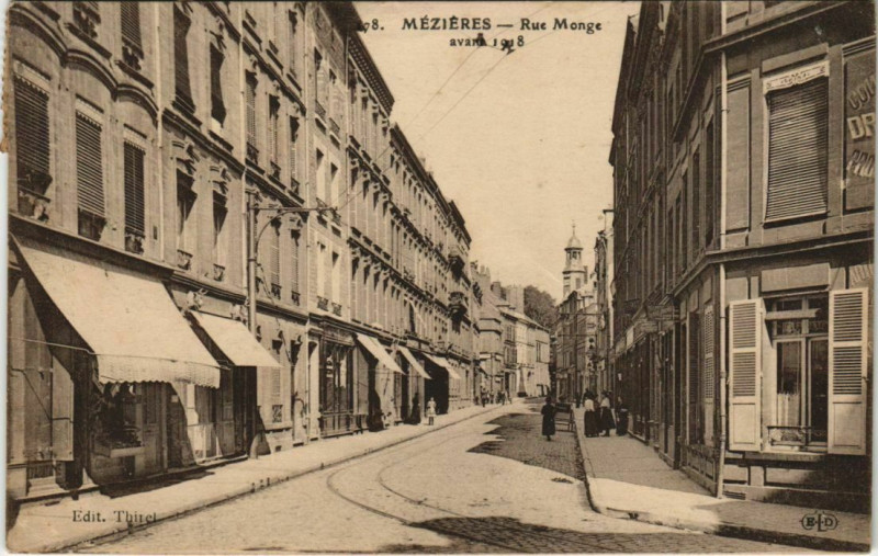 Carte postale ancienne Mezieres - Rue Monge