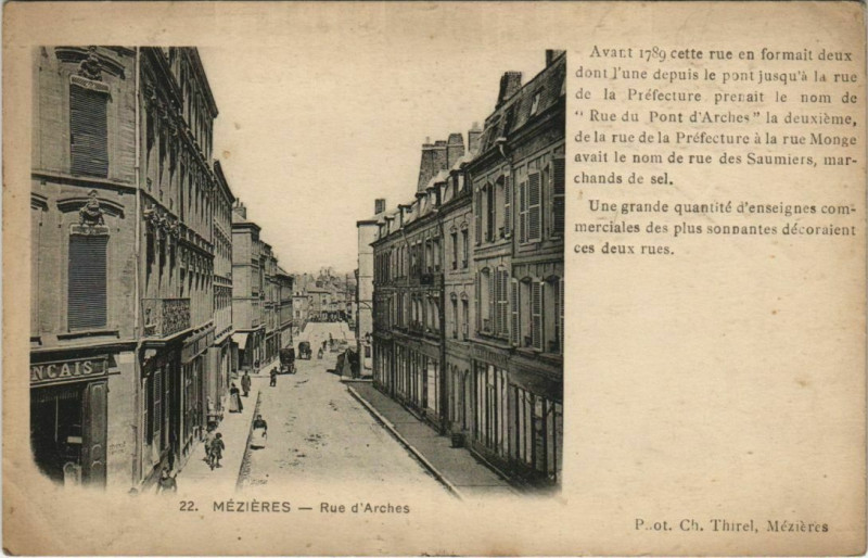 Carte postale ancienne Mezieres - Rue d'Arches