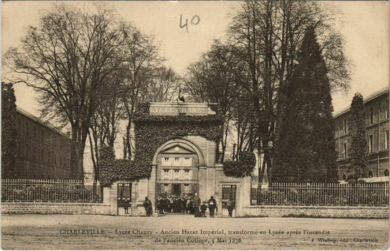 Carte postale ancienne Charleville - Lycee Chanzy