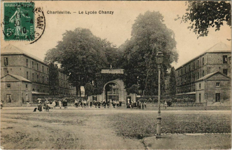 Carte postale ancienne Charleville - Le Lycee Chanzy