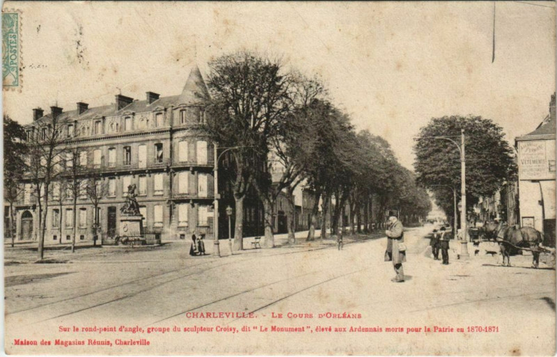 Carte postale ancienne Charleville - Le Cours d'Orleans