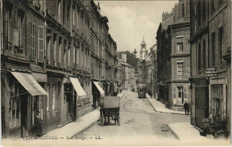 Carte postale ancienne Mezieres - Rue Monge